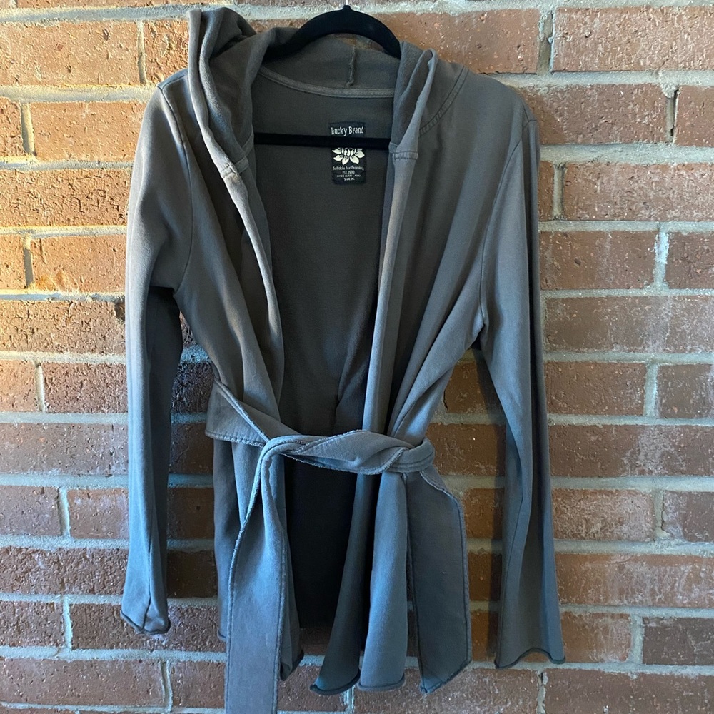 Lucky Brand tie sweatshirt .  EUC